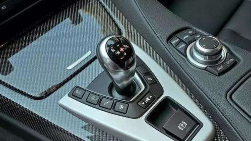 手动挡汽车分期利息多少