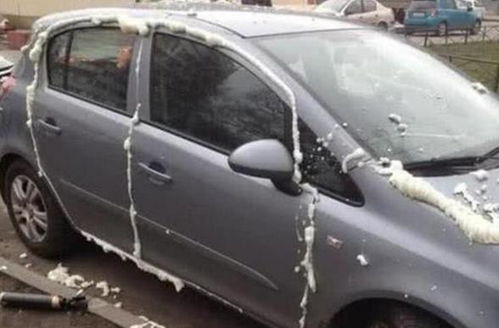 汽车后门缝隙多少