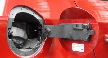 汽车油箱最大多少