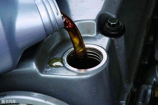 冬天汽车开多少机油