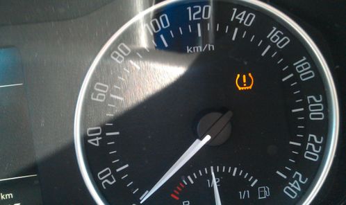 汽车打气要多少kpa 汽车打气要多少kpa