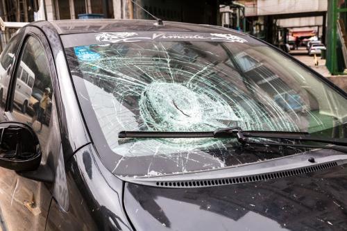 汽车挡风玻璃一般多少钱