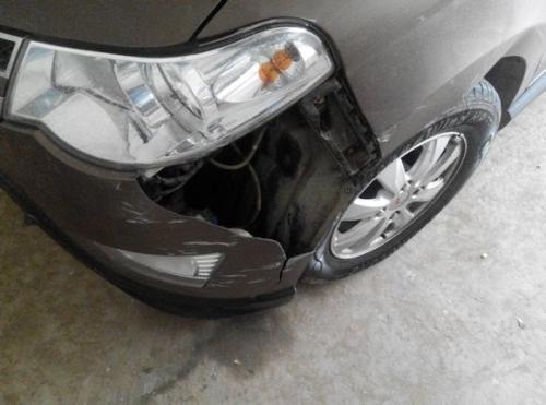 汽车换前保险杠多少钱