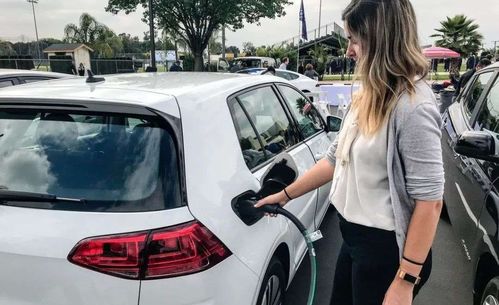 电动汽车开多少码