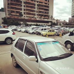 汽车美容师傅多少钱一个月