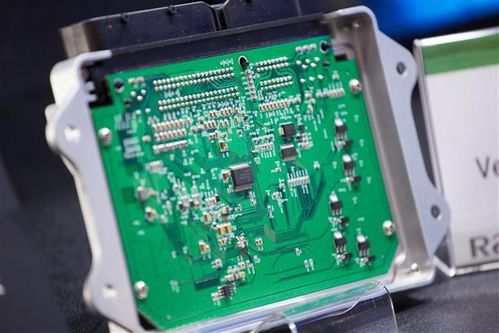 每台汽车用多少芯片供电