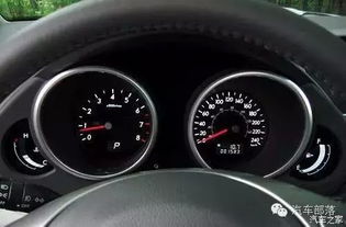 汽车正常怠数多少