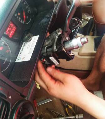 汽车打火锁多少钱