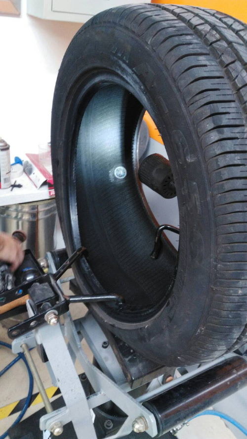 补汽车轮胎多少钱