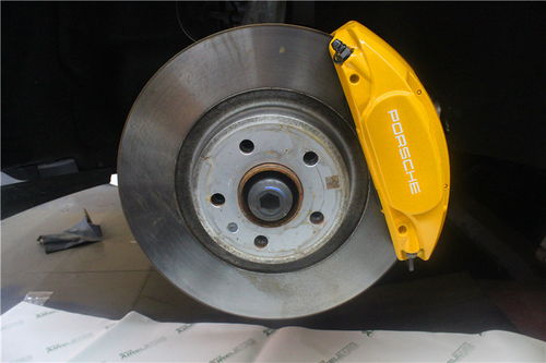 汽车刹车卡钳多少钱