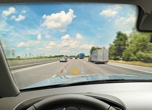 汽车挡风玻璃多少钱