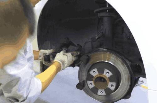 汽车刹车坏了多少钱 汽车刹车坏了多少钱