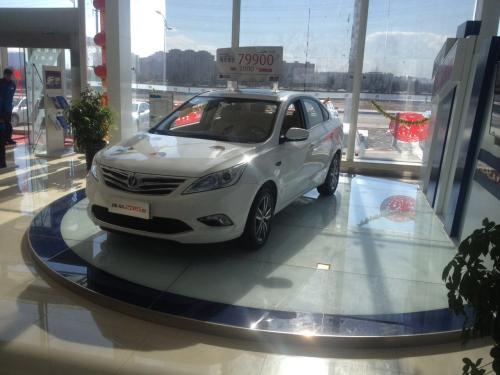 4s店汽车多少元