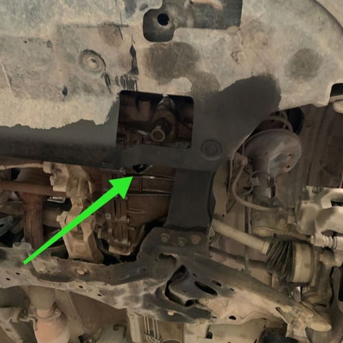 汽车底盘剐蹭多少钱