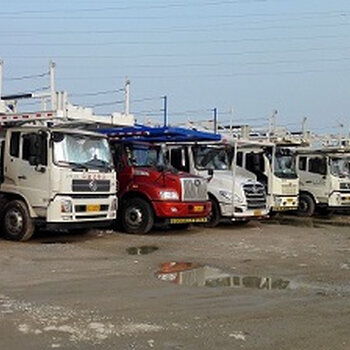 托运汽车2000公里多少钱