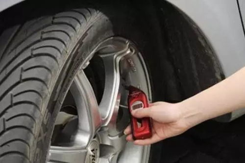 汽车胎压多少bar缤智