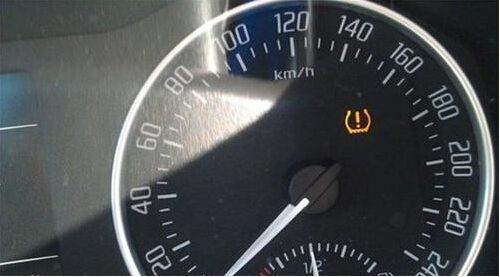 汽车故障标志放在多少米