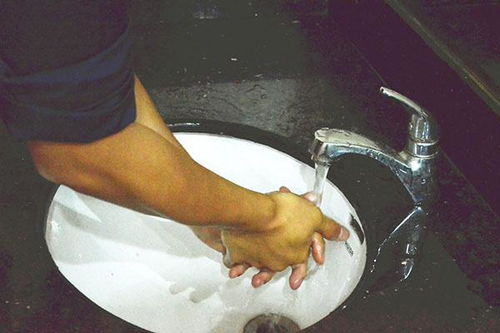 冲厕所不盖盖对身体影响有多大