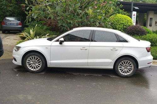 汽车换个车门多少钱