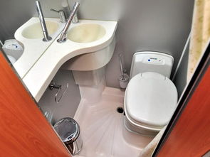 高级汽车水箱有多少水