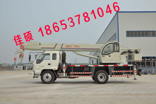 新500吨汽车吊多少钱