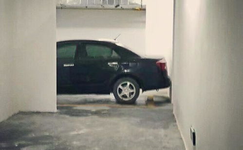 汽车后墙离车库多少米