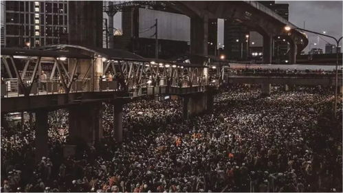 泰国首都曼谷进入紧急状态