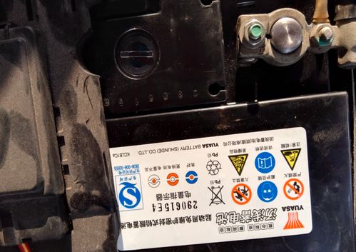 汽车电瓶发电15伏多少