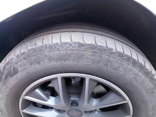 汽车多少公里才能吃胎