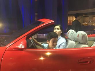 宣传汽车拍照角度是多少