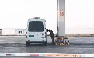 汽车美食行驶多少千米