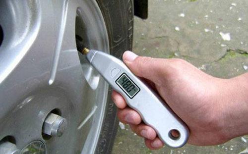 汽车胎压多少可以