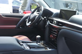 更换汽车内饰多少钱