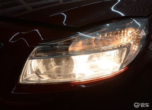 汽车大灯流明有多少