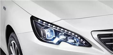 汽车大灯流明有多少