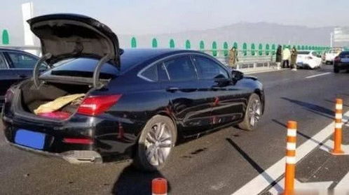 汽车强制车速限制是多少 汽车强制车速限制是多少