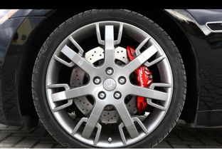 秋天汽车胎压多少合适