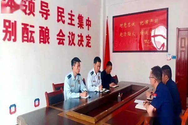 中国救援队抵缅甸席地而睡