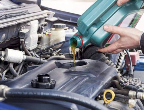 汽车正常跑多少油合适