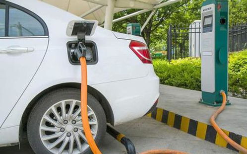 小汽车横着超车扣多少分