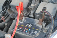 汽车电瓶咋看有多少电