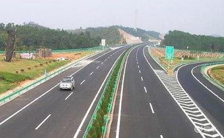 汽车如何看电量多少公里