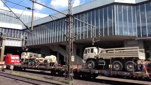 火车能载多少汽车人