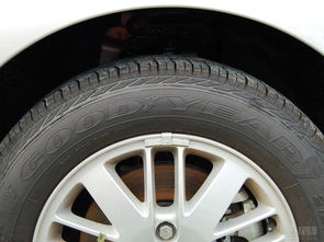 七座汽车多少车轮