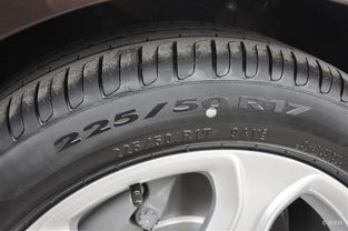 七座汽车多少车轮