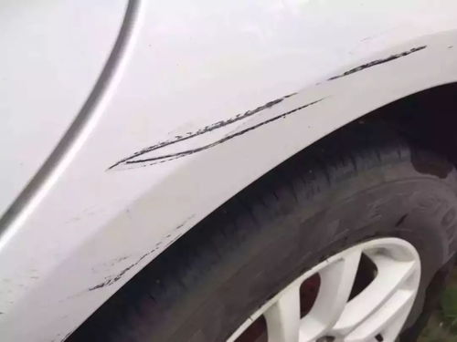 汽车剐蹭板金喷漆修复多少钱 汽车剐蹭板金喷漆修复多少钱