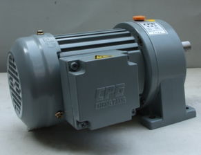 汽车电机是多少w