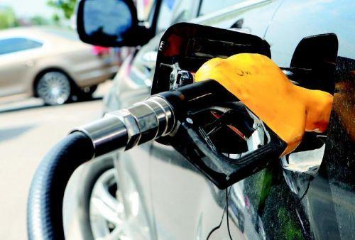 汽车邮箱加多少油合适