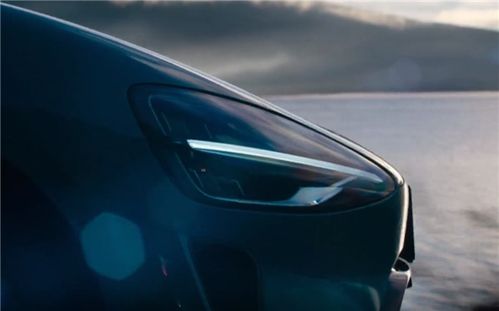 汽车大灯亮起要多少米 汽车大灯亮起要多少米