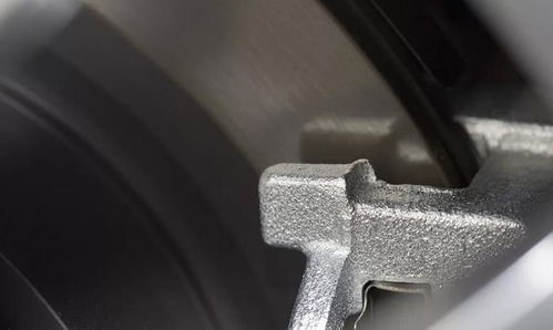 汽车换前刹车片多少钱 汽车换前刹车片多少钱